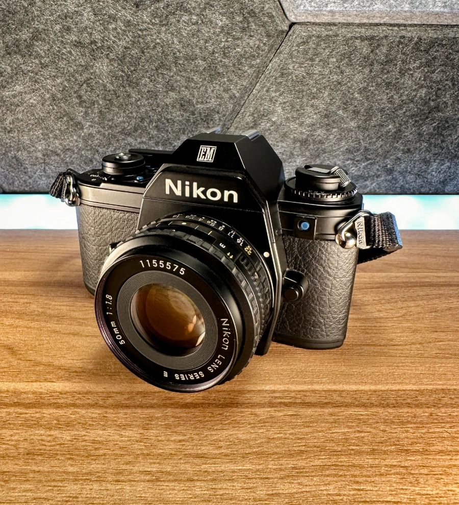 Nikon EM Nikon EM